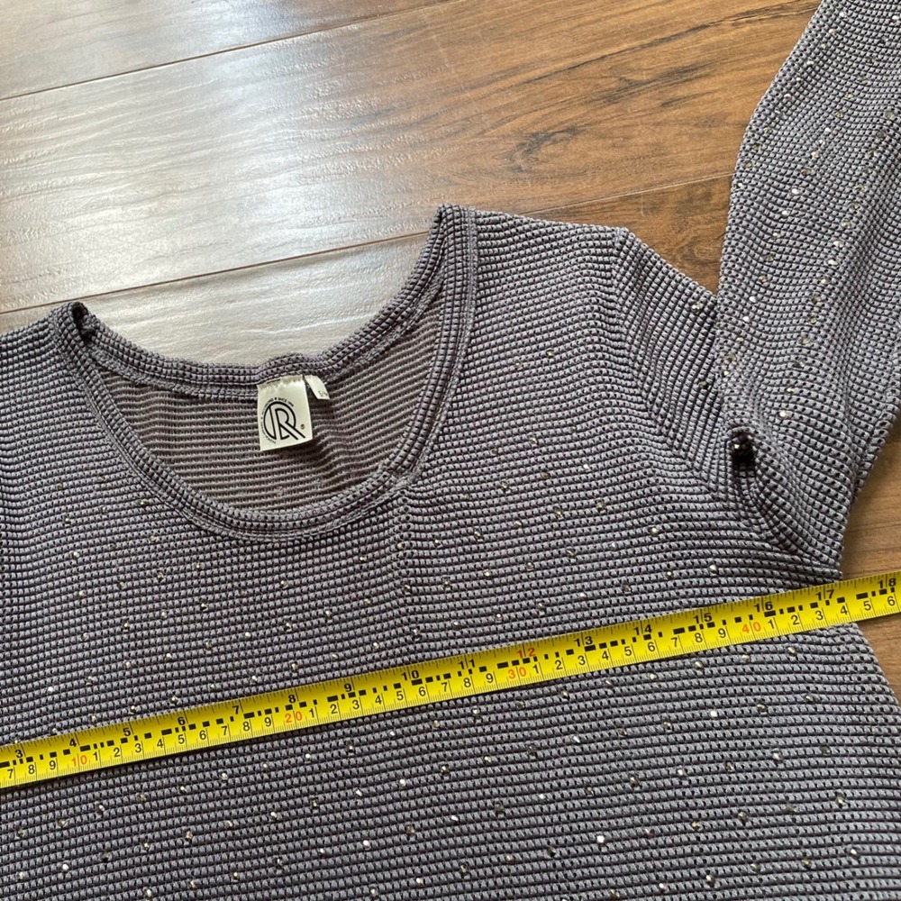 QR Fashion Apparel Rhinestone Open Knit High Low Tunic Top Gray SM - Picture 8 of 9